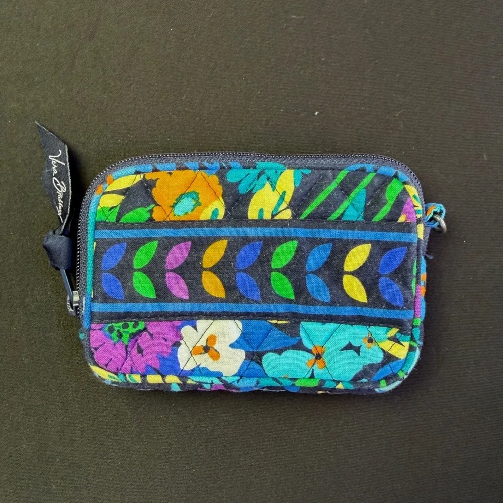 Vera Bradley Zip ID Case Small Navy Blue Floral Quilted Cotton Wallet Card Case